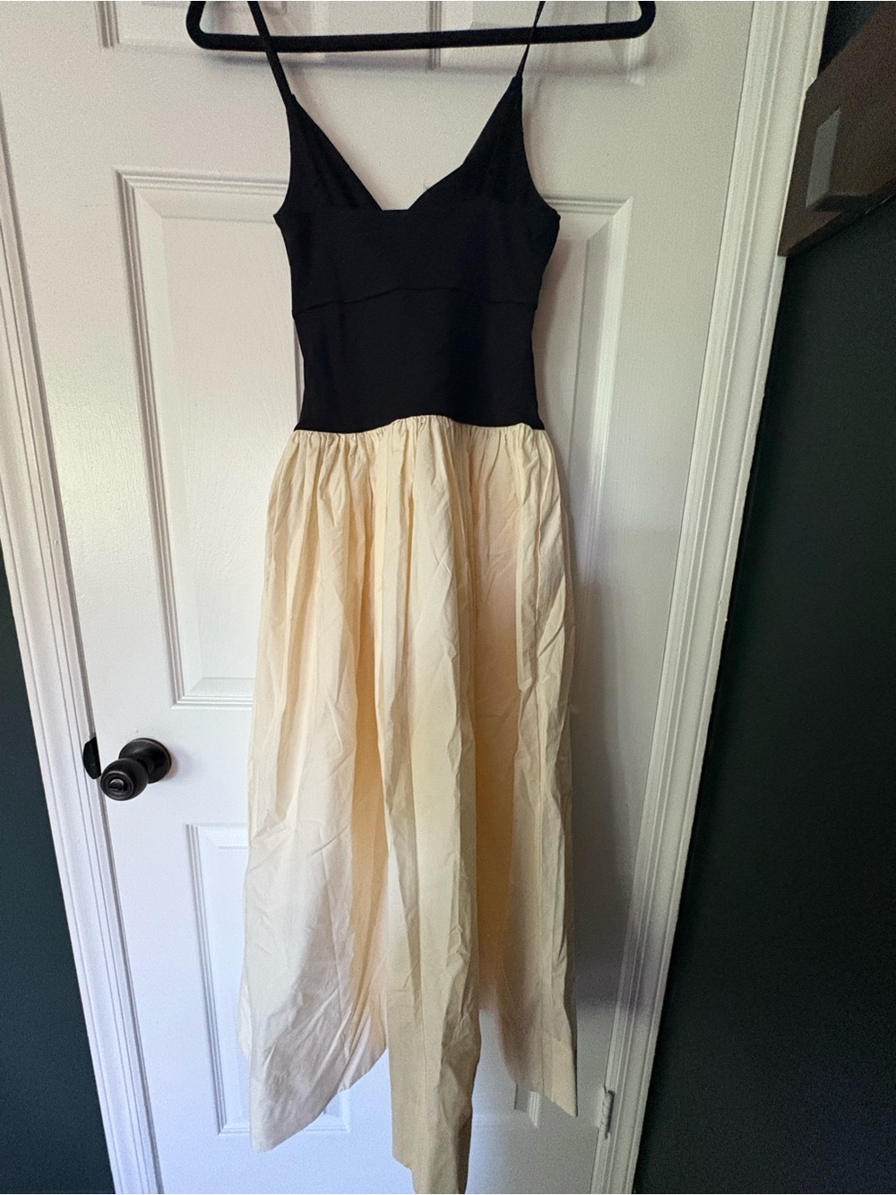 Banana Republic Jersey & Poplin Maxi dress - Picture 4 of 8